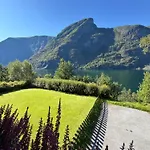 Fjord Panorama House *