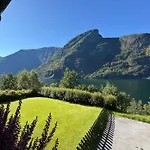 Fjord Panorama House *